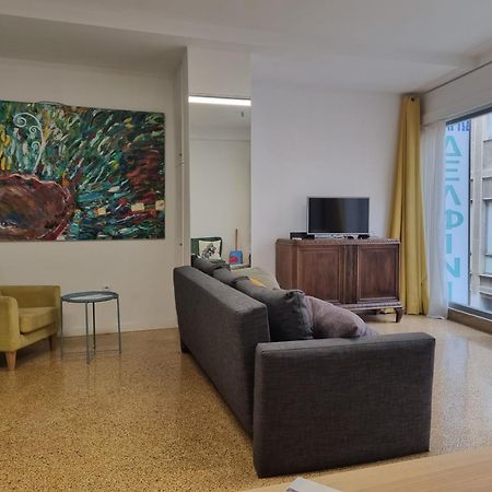 Delfini Home Plaka/Acropolis Афины Номер фото